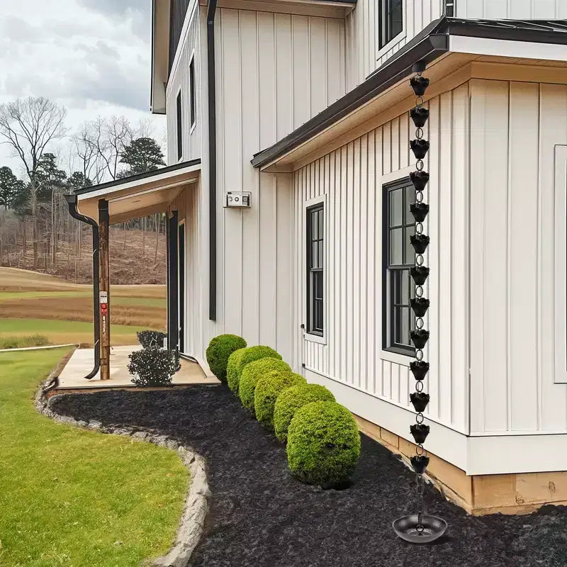 Bassin de chaîne de pluie en aluminium de style « ferme moderne »