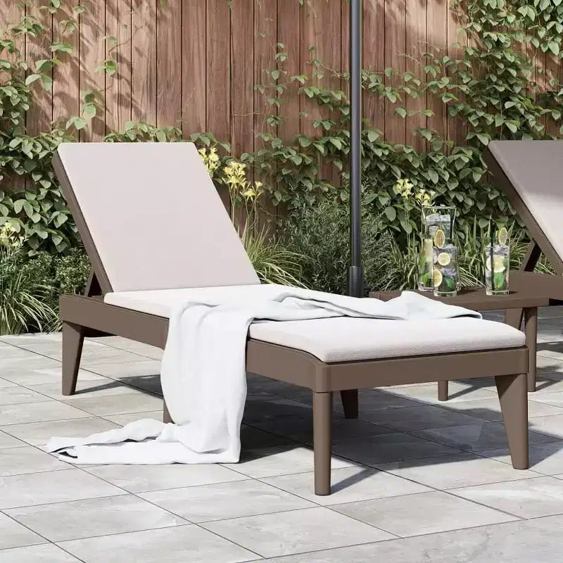 Bain de soleil Chaise longue Lit de repos Meuble de jardin extérieur